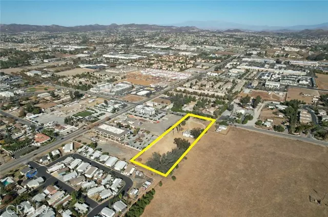 Murrieta, CA 92562,25071 Adams AVE