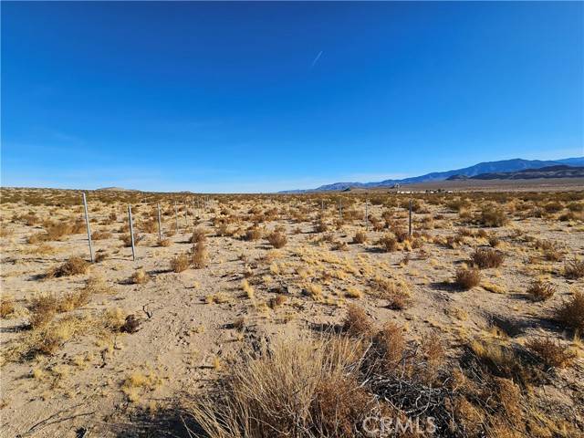 Lucerne Valley, CA 92356,400 East End RD