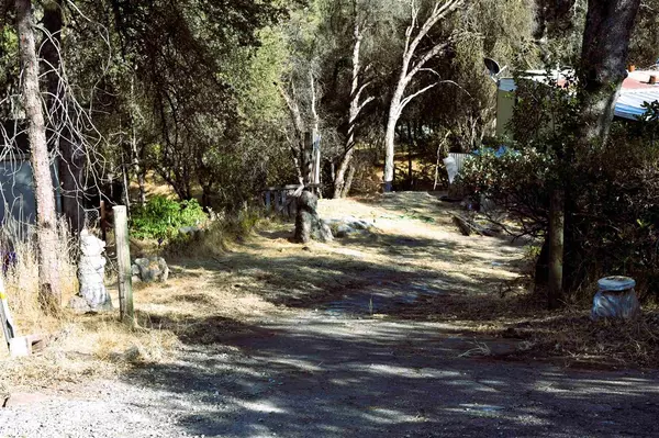 Sonora, CA 95370,20739 Lower Hillview
