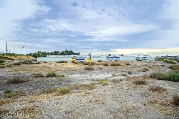 212 Frank West CIR, Stockton, CA 95206
