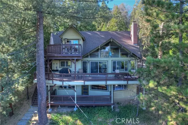 762 Zurich DR, Lake Arrowhead, CA 92352