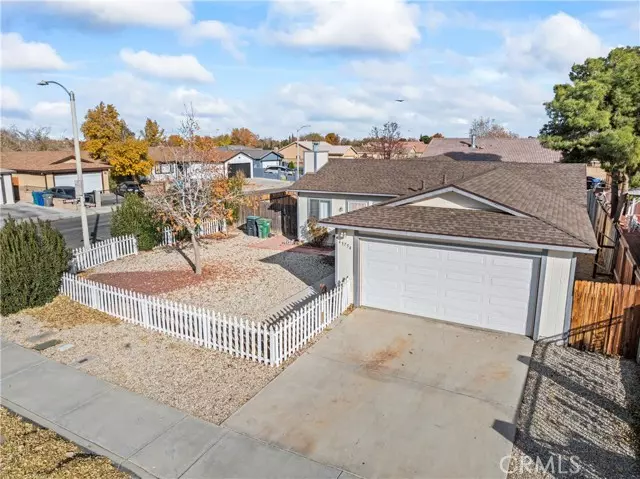 Lancaster, CA 93535,43754 Ponderosa ST