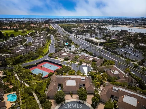 Newport Beach, CA 92660,27 Seabrook 73