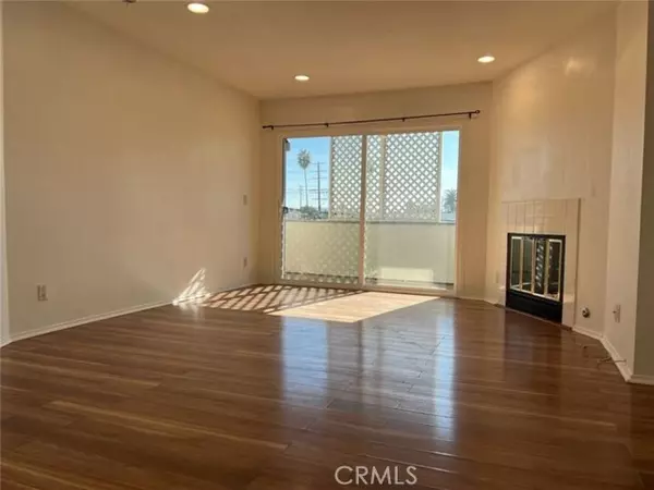 Van Nuys, CA 91411,14610 Erwin ST 206