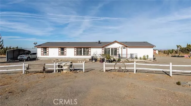 2964 Smoke Tree RD, Pinon Hills, CA 92372