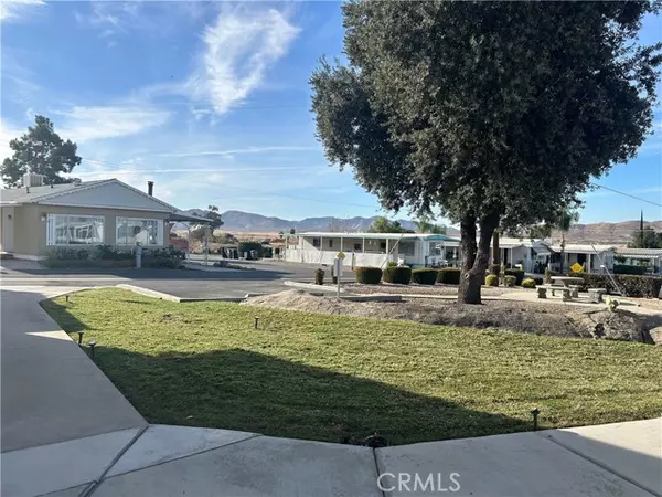 Hemet, CA 92543,1700 S State ST 25