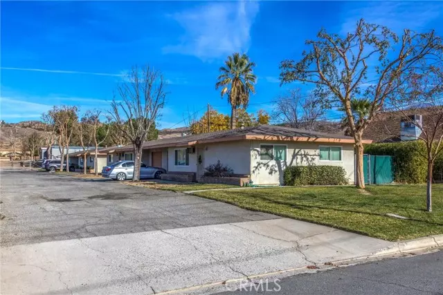 Yucaipa, CA 92399,32390 Avenue D