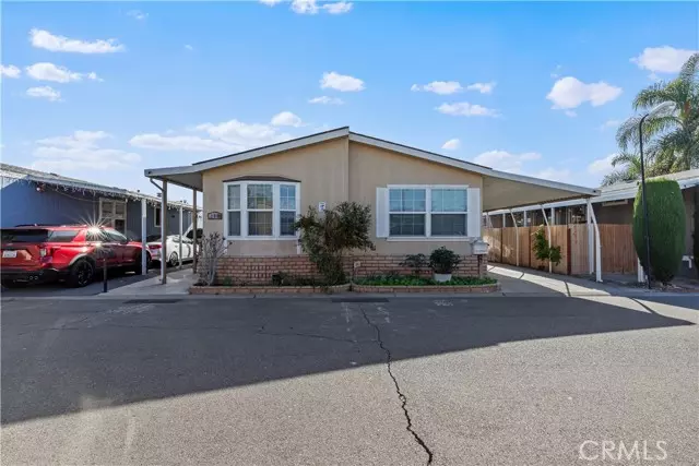 Santa Ana, CA 92703,4801 120 First