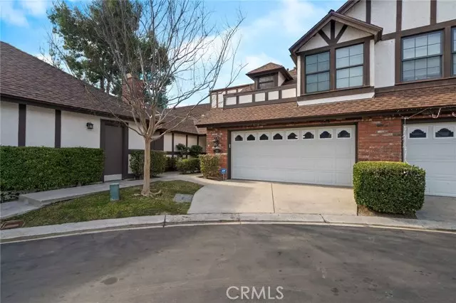 950 S Rim Crest DR 12, Anaheim Hills, CA 92807