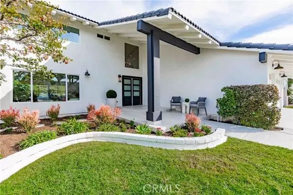 Costa Mesa, CA 92626,1782 Oriole DR