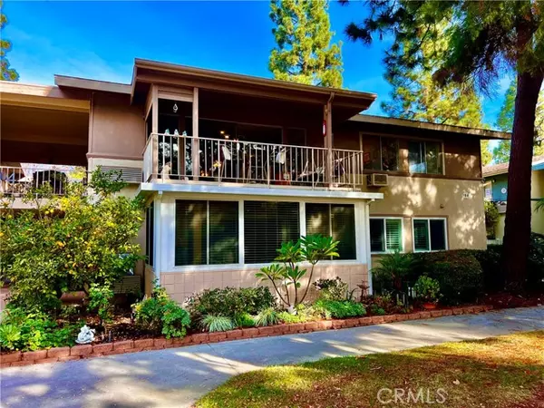 Laguna Woods, CA 92637,164 Avenida Majorca Q