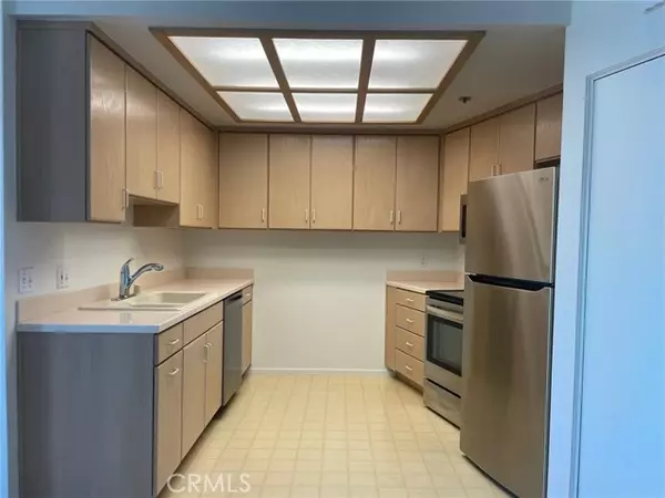 Redondo Beach, CA 90277,625 Esplanade 13