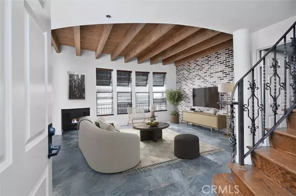 Sherman Oaks, CA 91423,4360 Ventura Canyon AVE 12