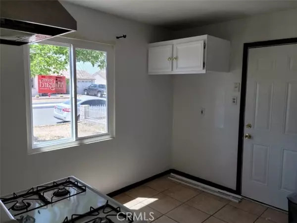 Barstow, CA 92311,709 Caliente DR