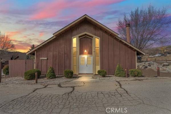 2 Village LN, Tehachapi, CA 93561