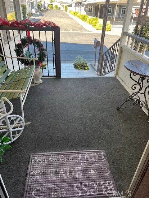 Canoga Park, CA 91304,8811 Canoga AVE 106