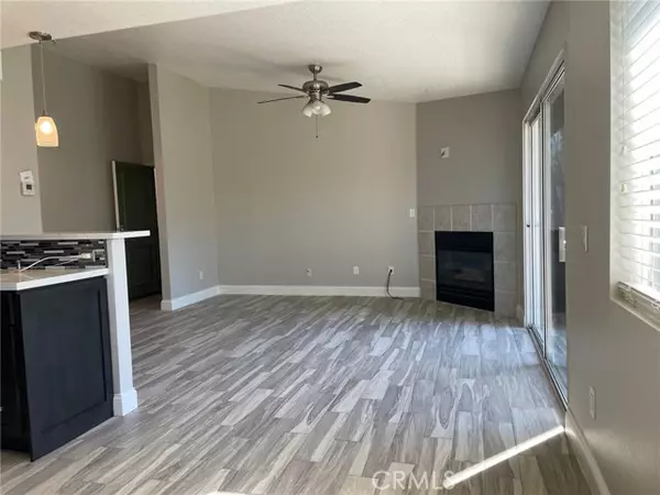 2616 Avenida Del Vista 204, Corona, CA 92882