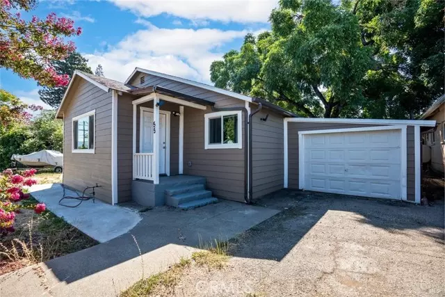 55 E ST, Lakeport, CA 95453