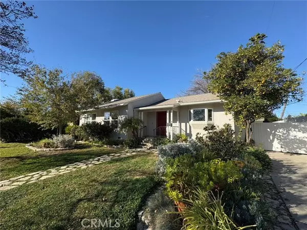 18919 Sylvan ST, Tarzana, CA 91335