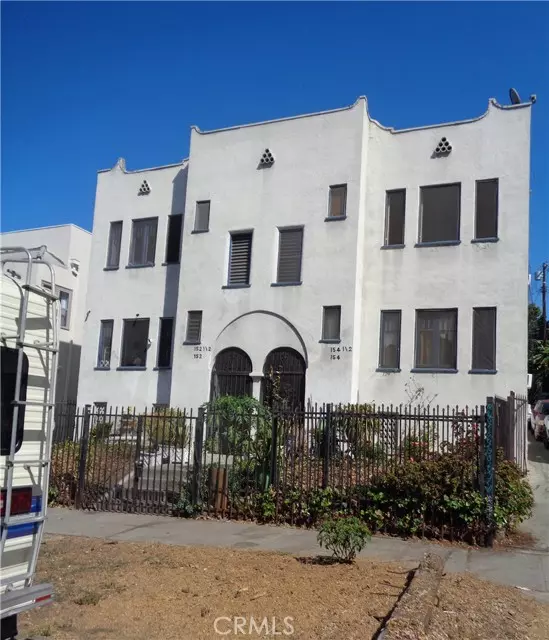 Los Angeles, CA 90004,152 S Westmoreland AVE