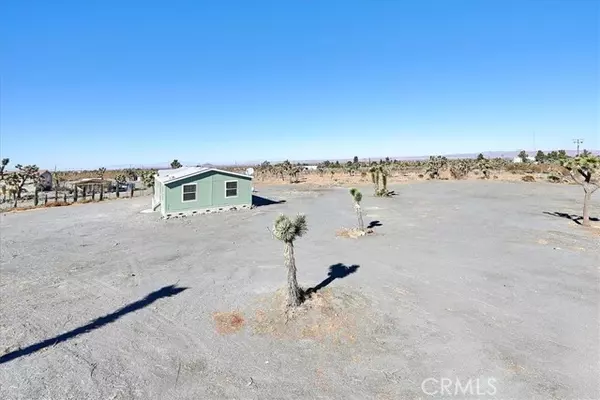 Phelan, CA 92372,2632 Minero CT