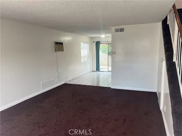 El Monte, CA 91732,4106 Elrovia AVE