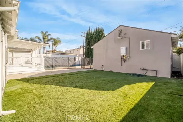 17546 Martha ST, Encino, CA 91316