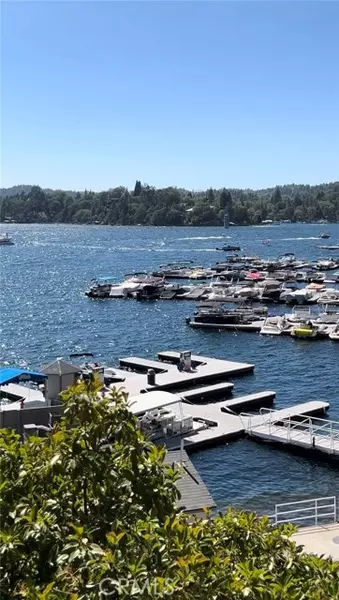 28833 Manitoba DR, Lake Arrowhead, CA 92352