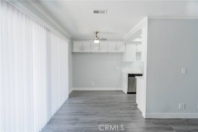 Yorba Linda, CA 92886,6473 Horse Shoe LN 6