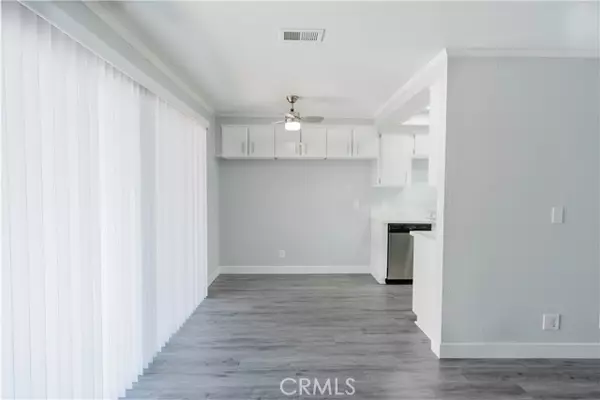 Yorba Linda, CA 92886,6473 Horse Shoe LN 6