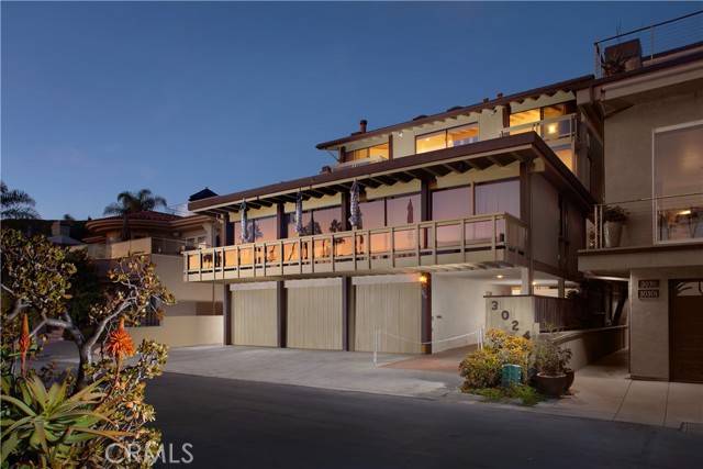 Corona Del Mar, CA 92625,3024 Breakers DR