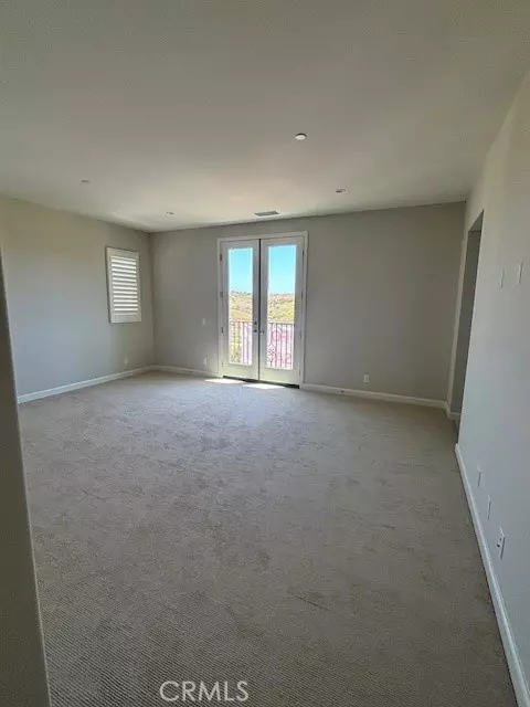 Irvine, CA 92618,250 Canterbury