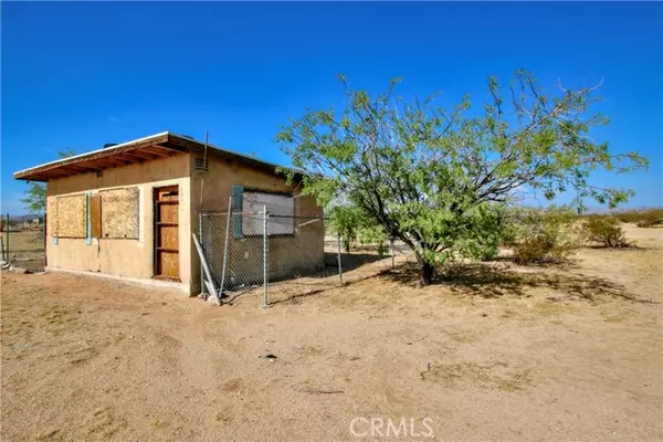 62107 Moon DR, Joshua Tree, CA 92252