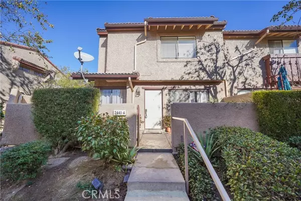 2441 Chandler AVE 4, Simi Valley, CA 93065