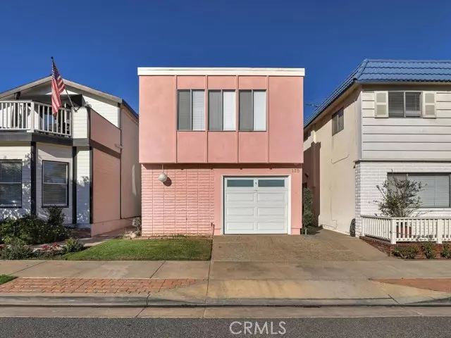 135 7th ST, Seal Beach, CA 90740