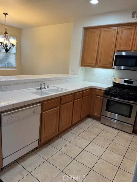 Rancho Cucamonga, CA 91739,12268 Chantrelle DR 3