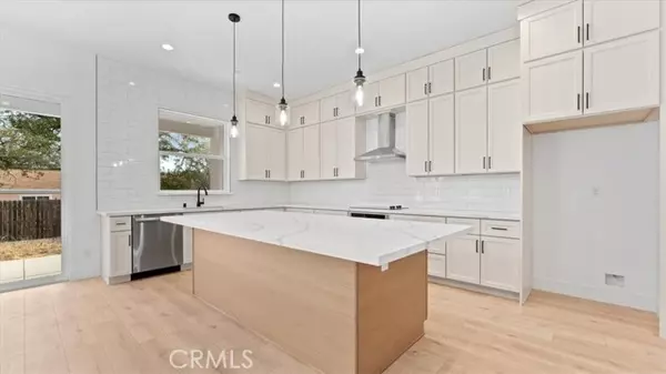 Oroville, CA 95966,221 Lariat