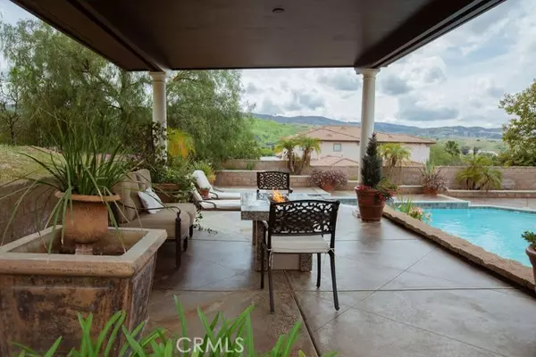 Redlands, CA 92373,2109 Canyon View LN