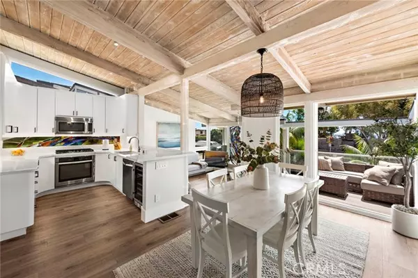 Laguna Beach, CA 92651,201 Nyes PL