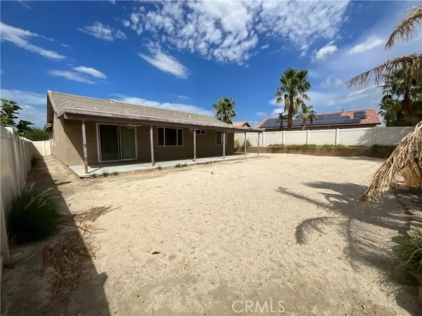 11556 Mountain Hawk LN, Desert Hot Springs, CA 92240