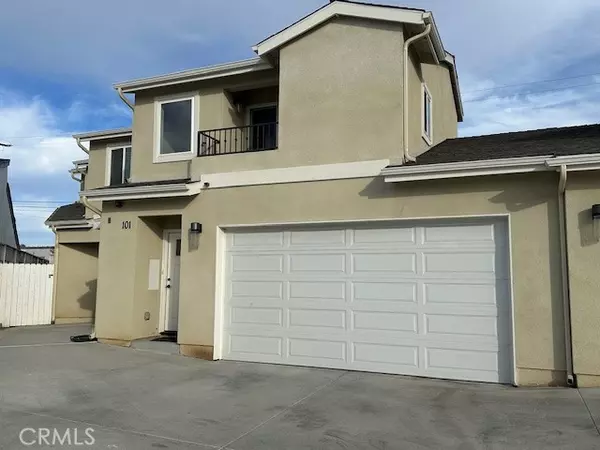 709 Jay CIR 101, Huntington Beach, CA 92648