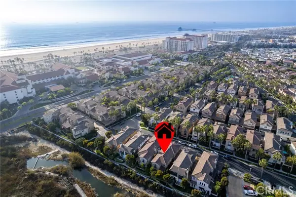 Huntington Beach, CA 92648,21354 Andalucia LN