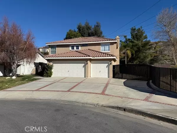 Saugus, CA 91350,20103 Gina CT