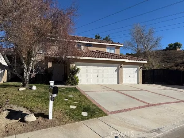 Saugus, CA 91350,20103 Gina CT