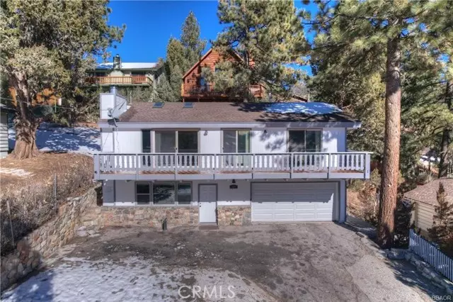 367 Curly DR, Big Bear City, CA 92314