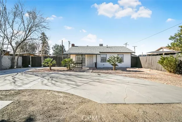 39021 8th ST, Palmdale, CA 93550