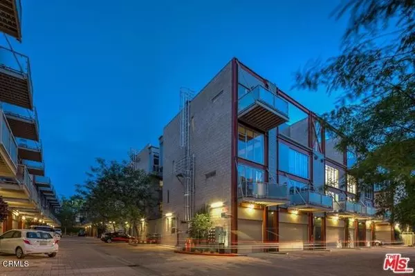 3450 Cahuenga BLD 402, Los Angeles, CA 90068