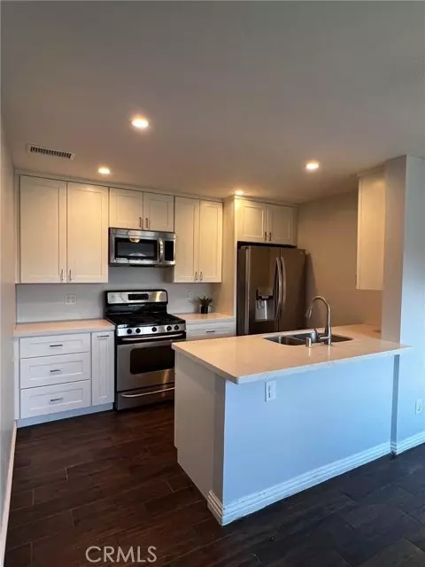 15225 Santa Gertrudes AVE P102, La Mirada, CA 90638