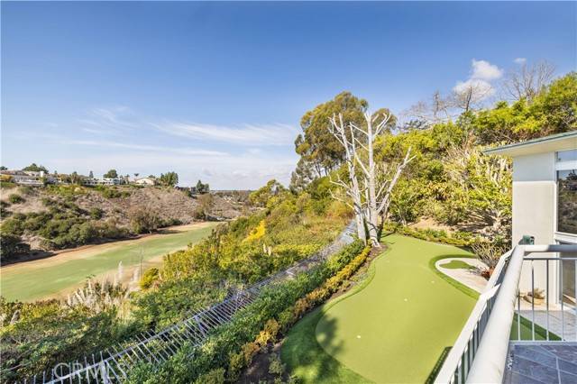 Newport Beach, CA 92660,2 Inverness LN