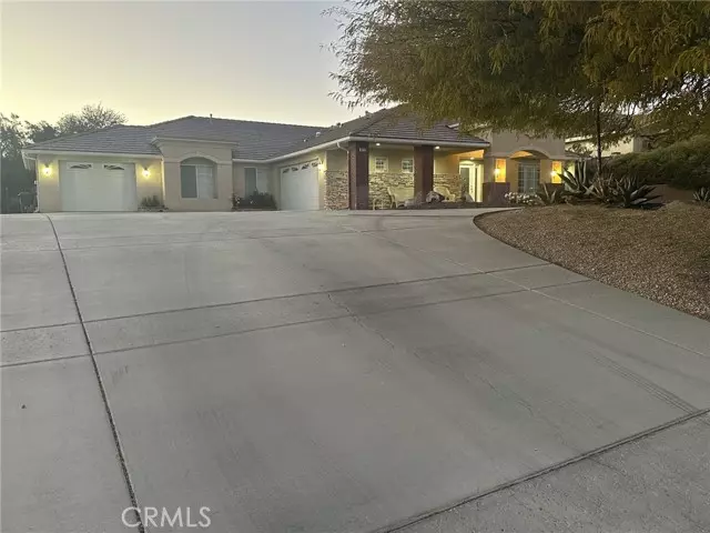 Apple Valley, CA 92307,16232 Ridge View DR